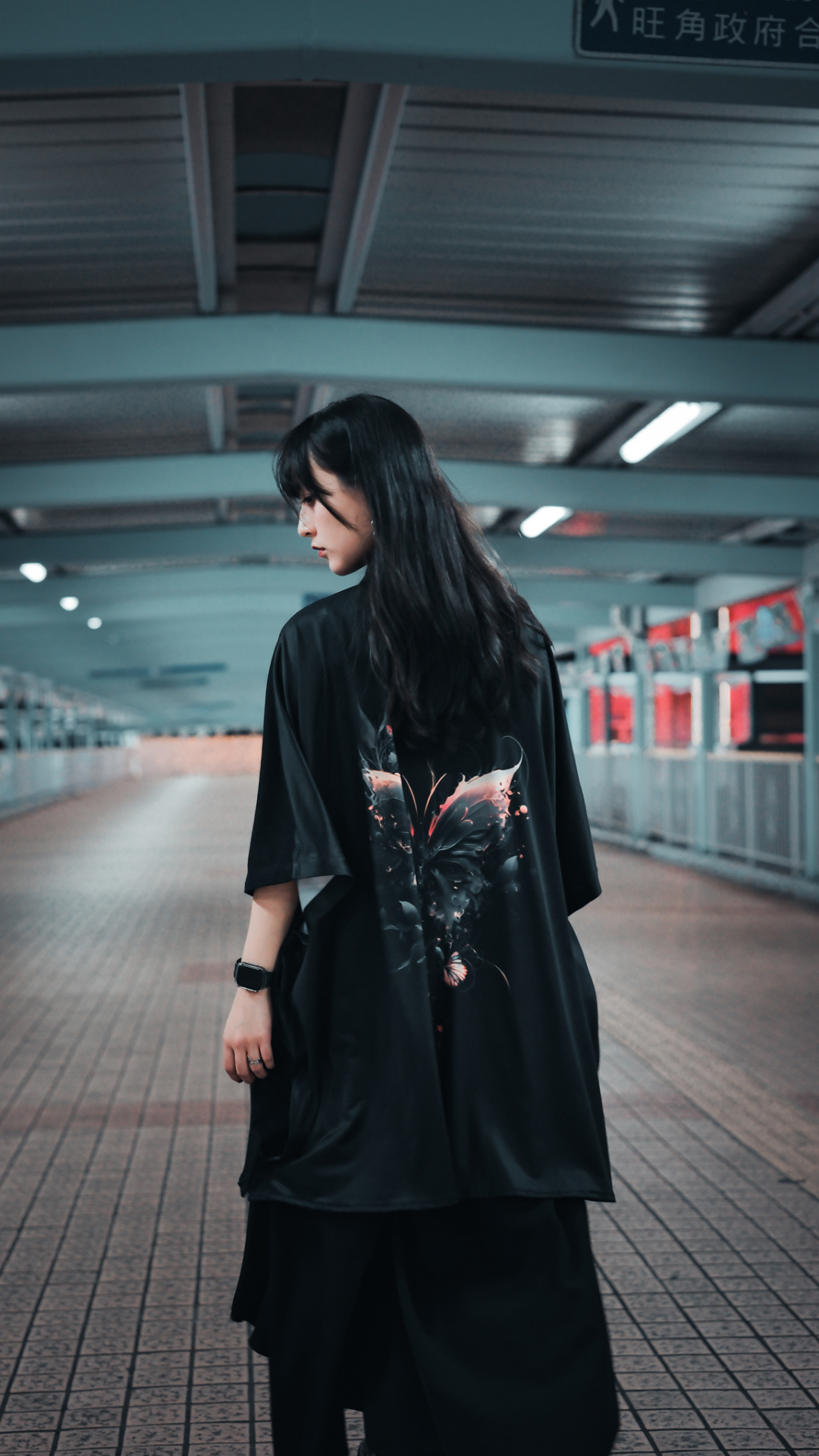 HY008 蝶 -蝴蝶背花恤衫