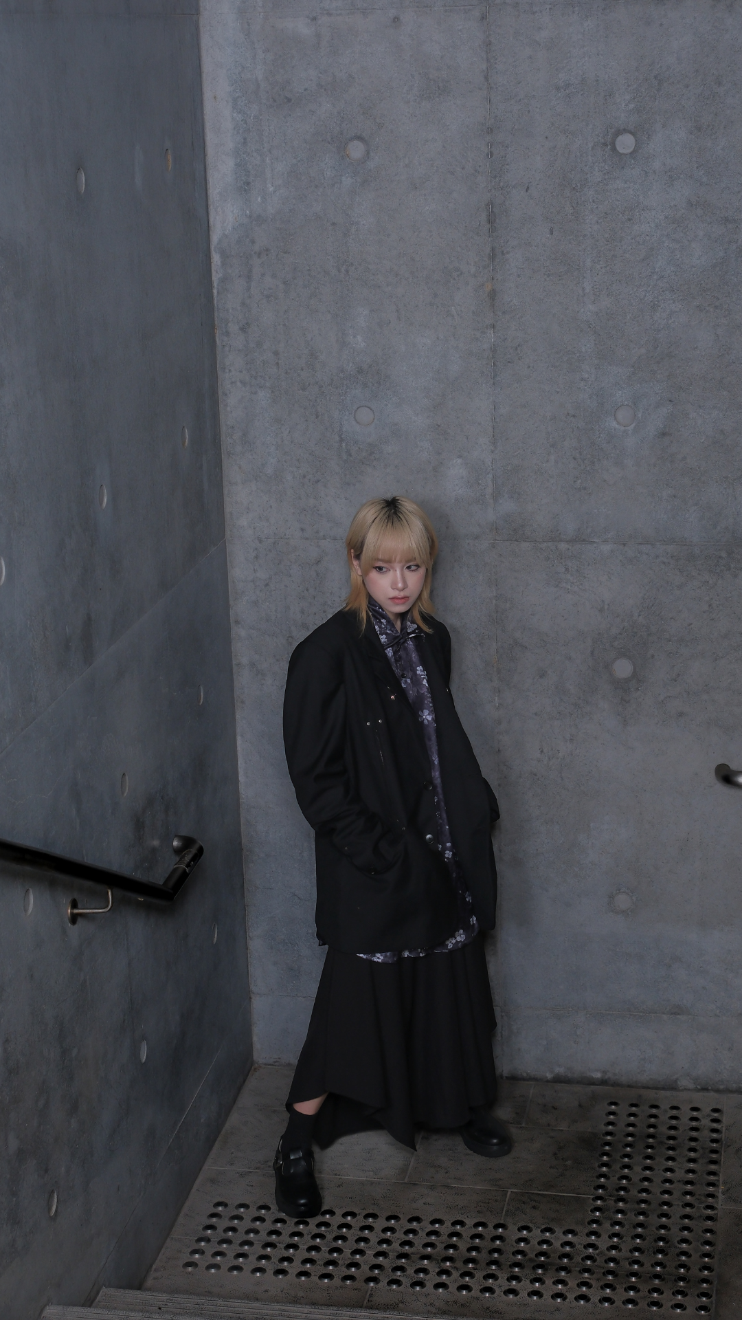 HY012-兩肩拉鏈印花恤衫-黑色 Pre-Order